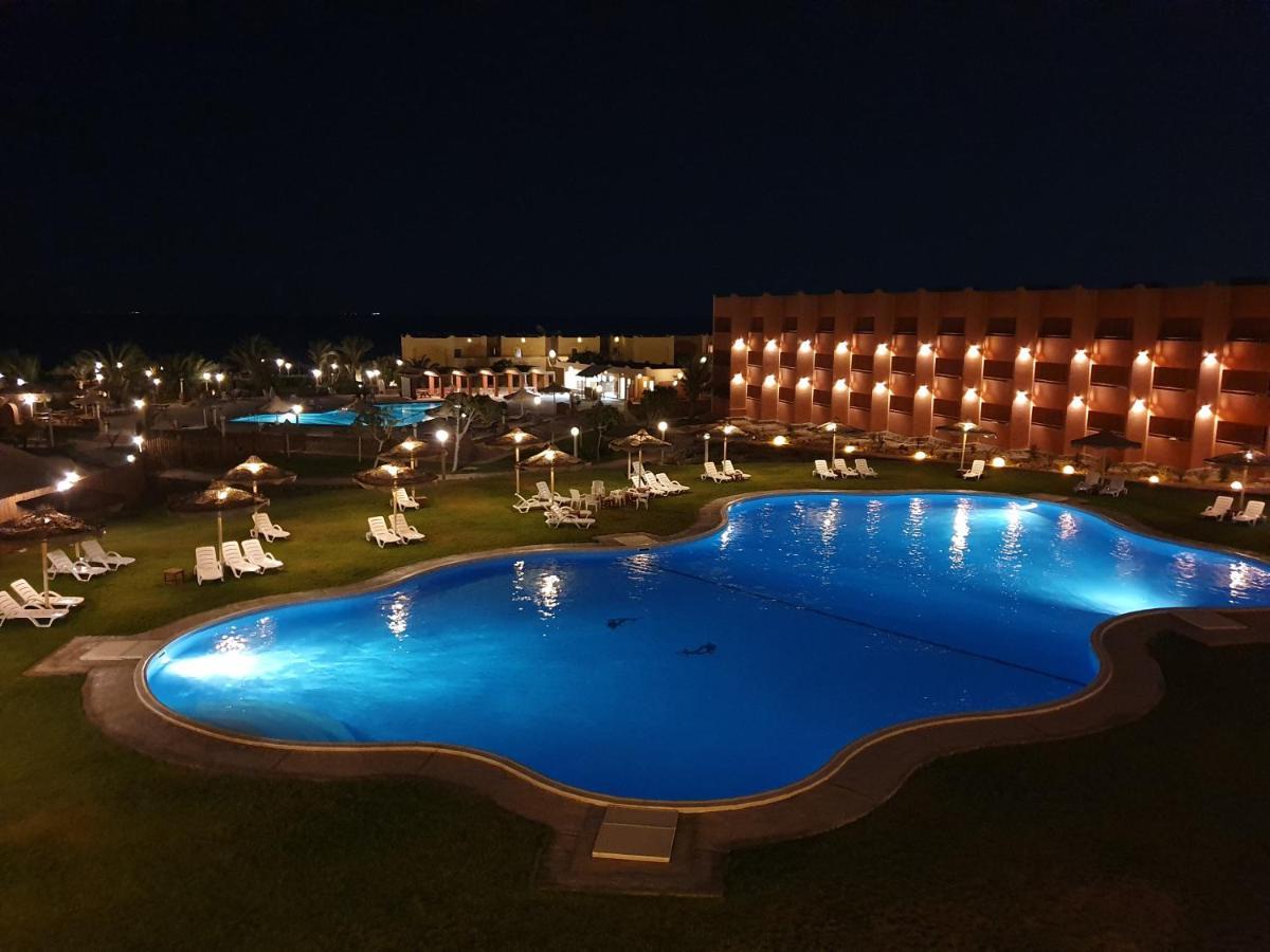 Fanar Hotel ไอน์ ซกนา ภายนอก รูปภาพ