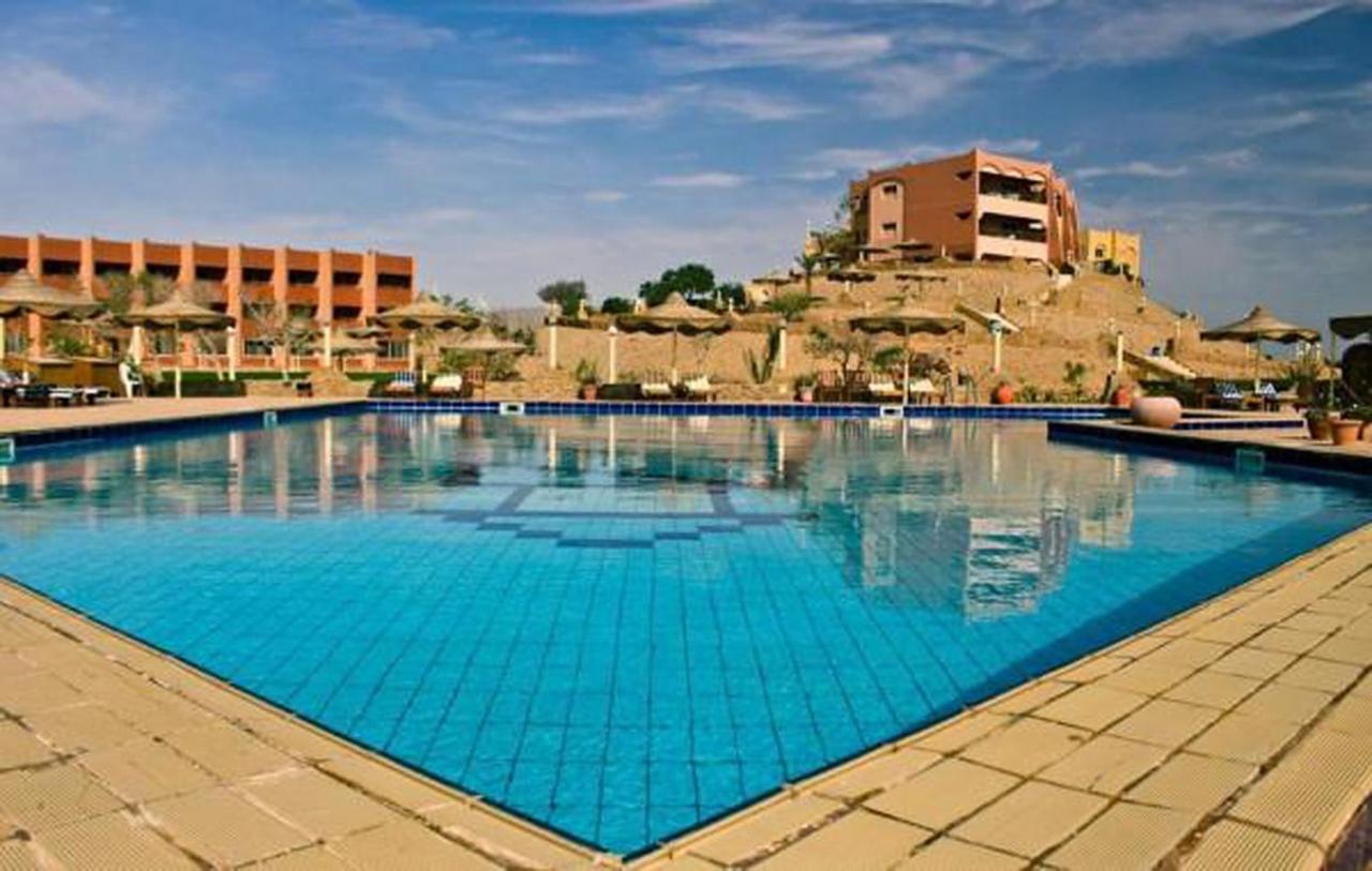 Fanar Hotel ไอน์ ซกนา ภายนอก รูปภาพ